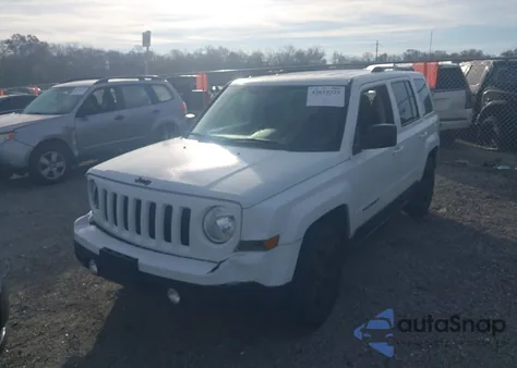2015 Jeep Patriot Altitude Edition z USA, uszkodzony, nr VIN 1C4NJPBA8FD429292